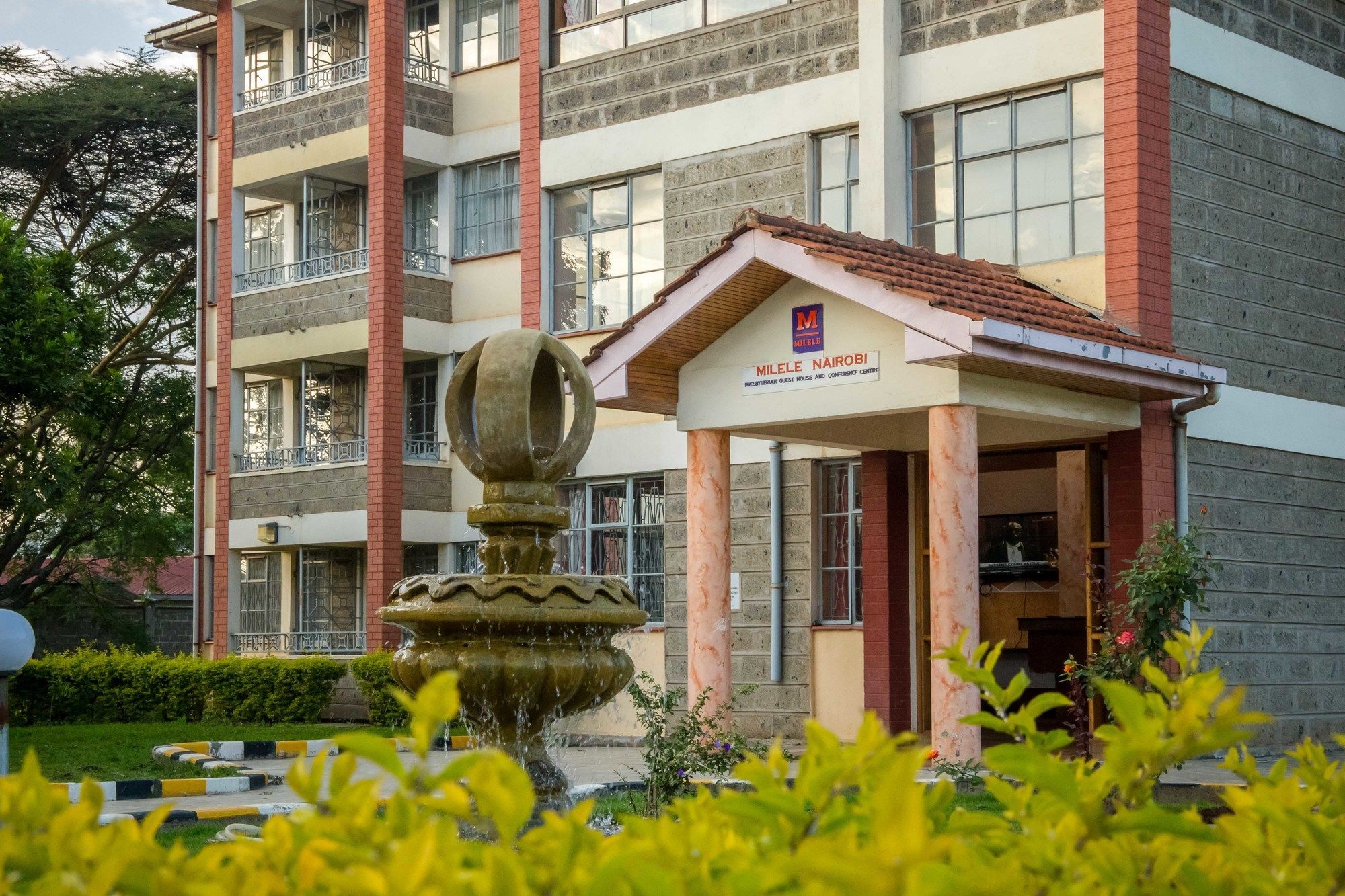Milele Hotel Nairobi Eksteriør billede